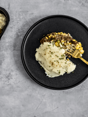 Photo de présentation du pâté chinois, spécialité québécoise vendu par Appétit Go. Prêt à être livré et dégusté.