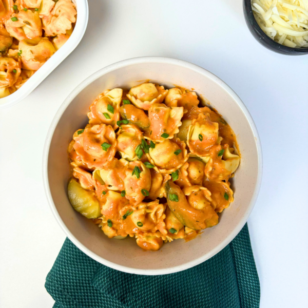 Tortellini de boeuf et sauce Romanoff