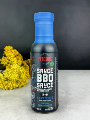 Découvrez la sauce FitCook BBQ sans sucre ajouté, au délicieux goût de whisky-érable. Parfaite pour ajouter une saveur unique à vos côtes levées, viandes grillées, poissons ou plats végétariens, cette sauce haut de gamme québécoise est à la fois vegan, sans gluten et keto.